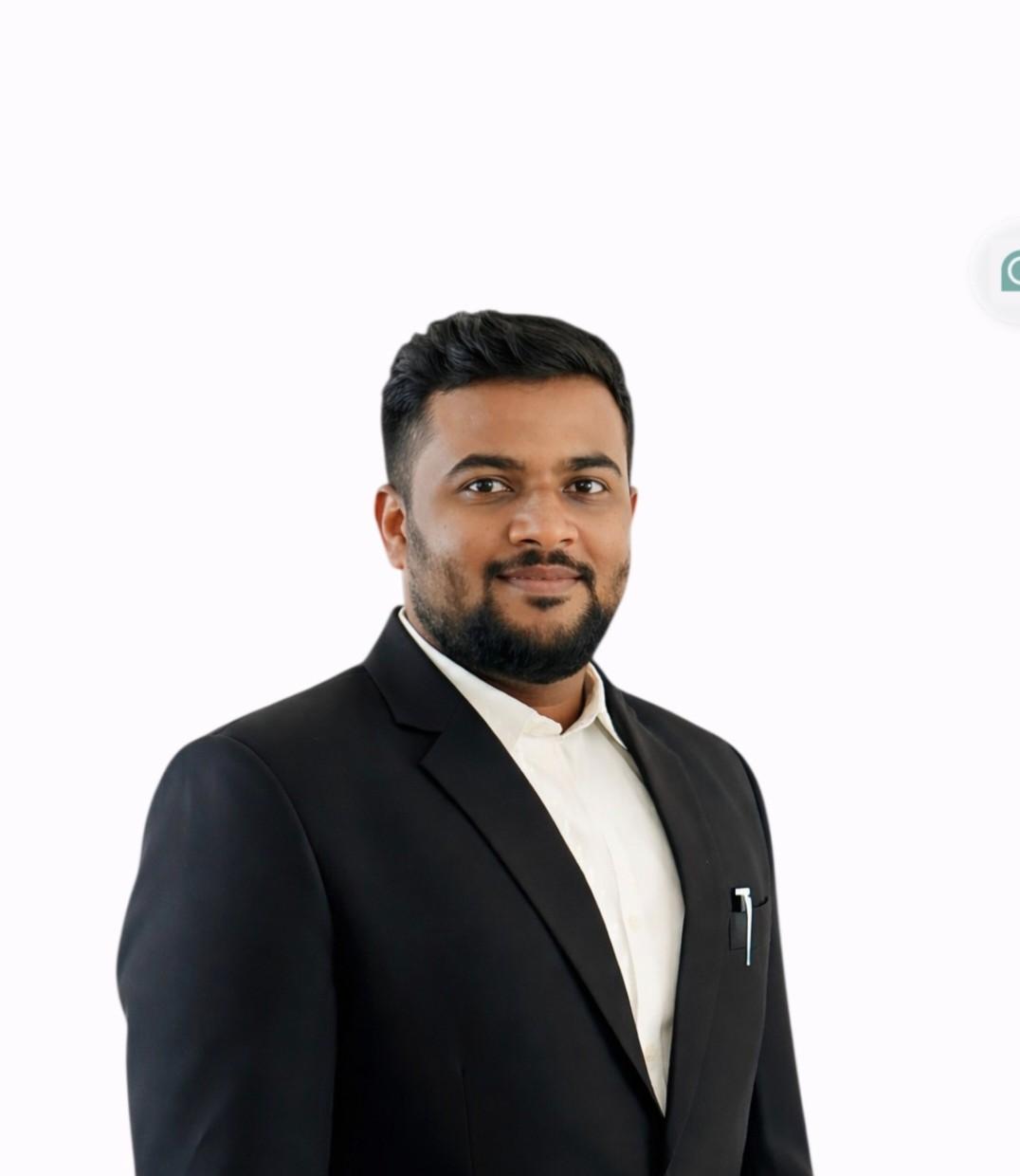 MAHESH PATEL M, advocate in Telangana